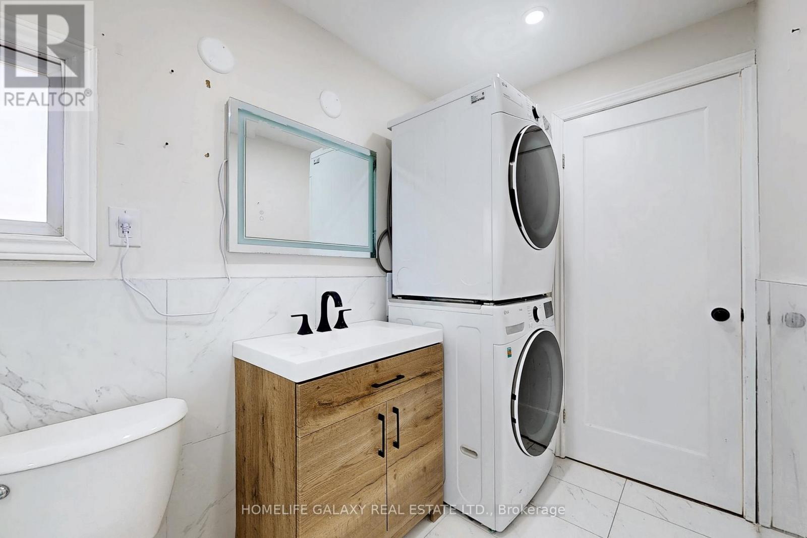 16 Queen Street, Ajax, Ontario  L1S 1S4 - Photo 20 - E12077790