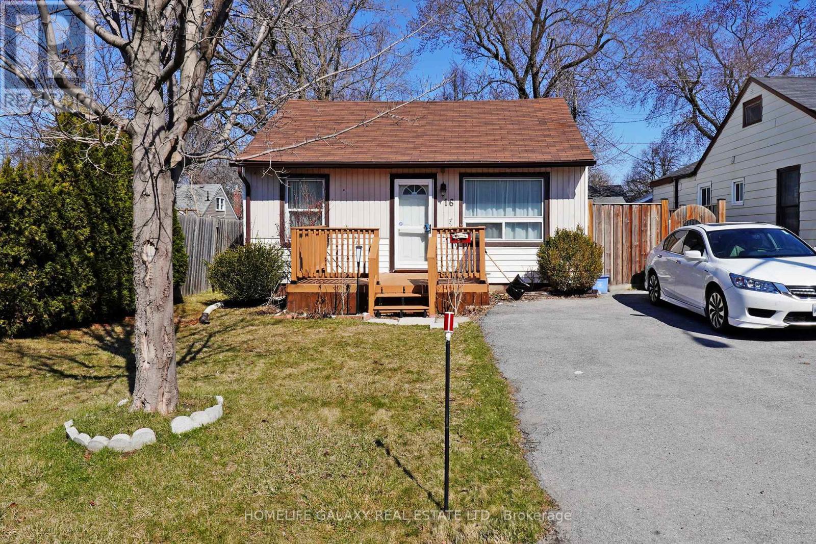 Property at 16 QUEEN STREET image 1