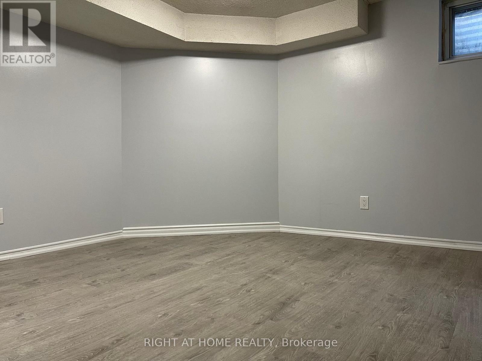 Bsmt - 12 Quarry Court, Toronto, Ontario  M4J 5A7 - Photo 2 - E12077827