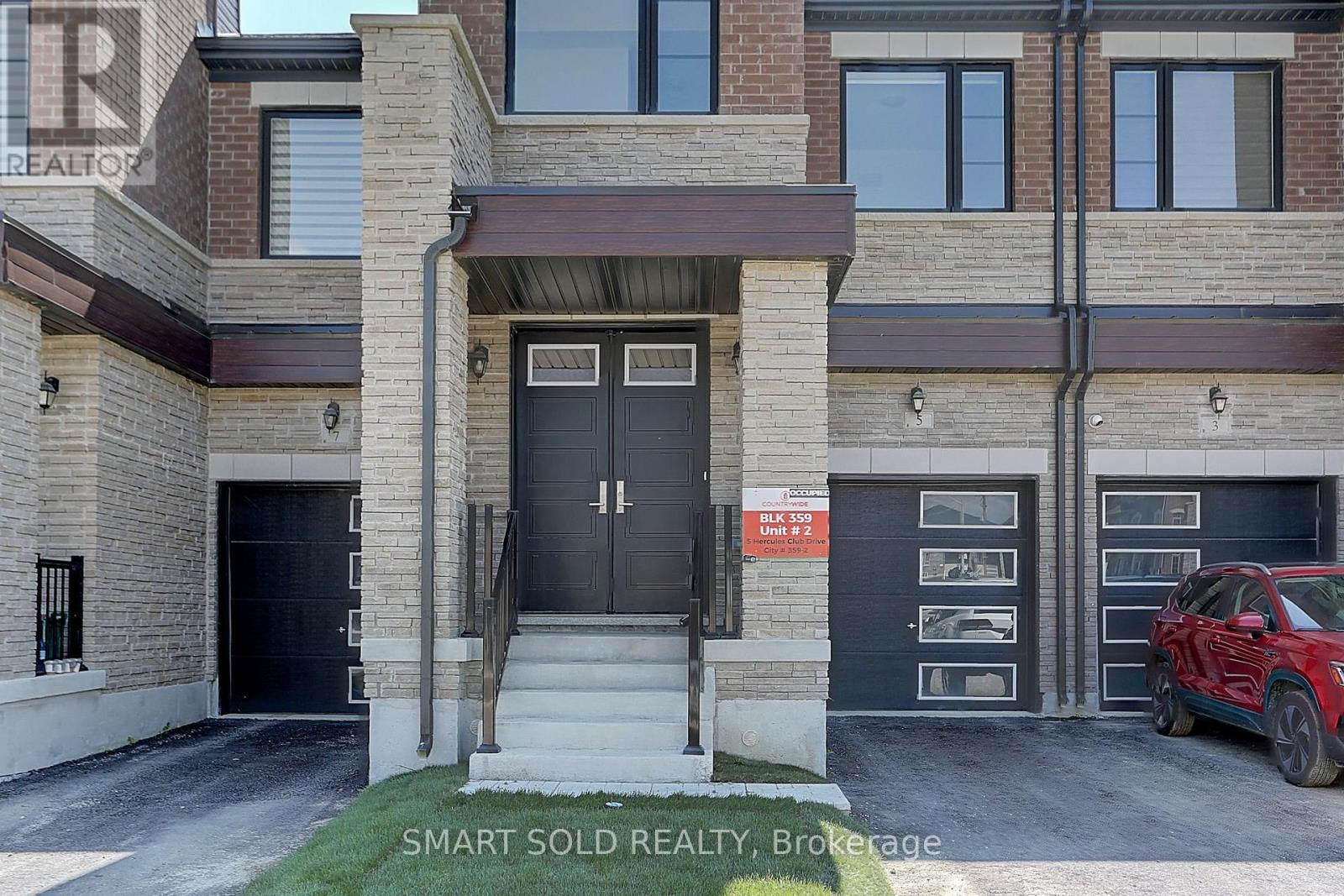 5 Hercules Club Drive, Richmond Hill, Ontario  L4E 1K6 - Photo 2 - N12077801