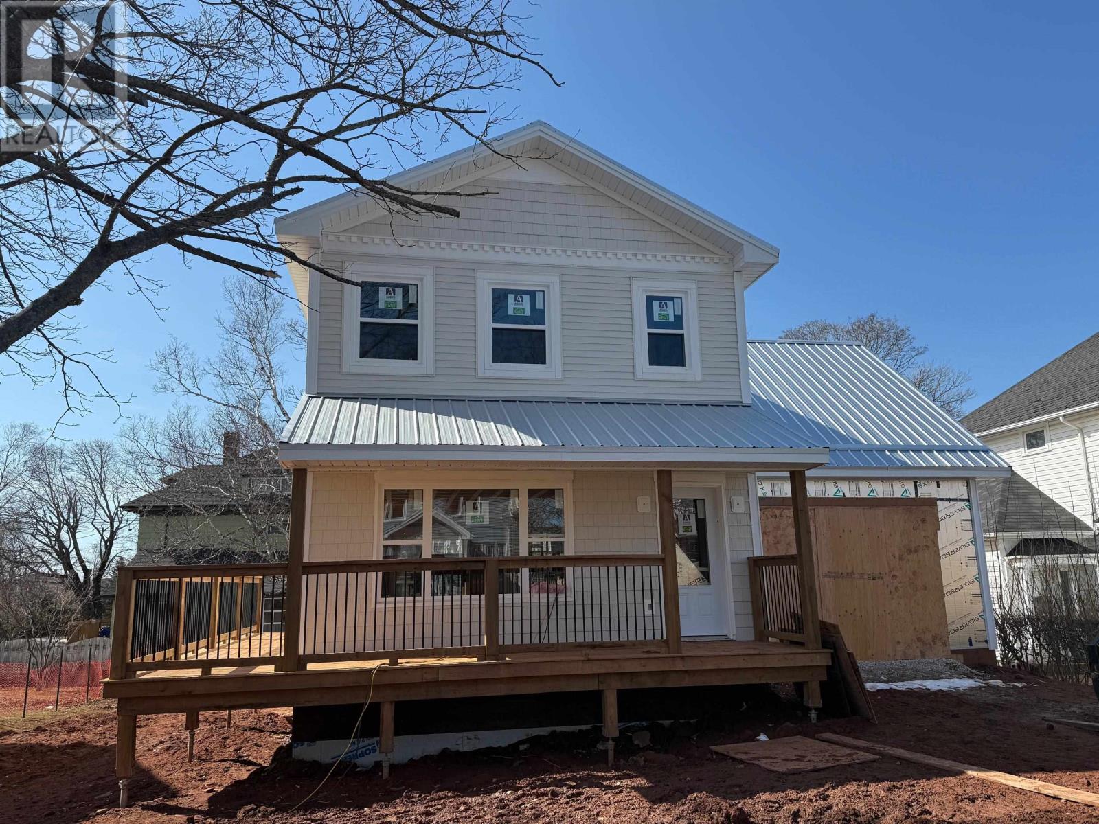 Property at 366 Oak Avenue image 4