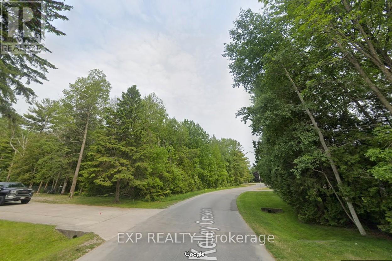 8 Kelley Crescent, Wasaga Beach, Ontario  L9Z 1J3 - Photo 2 - S12077702