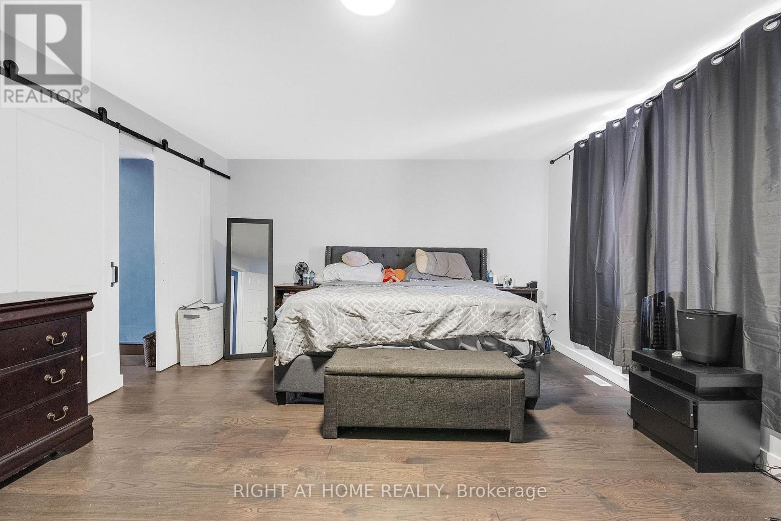 262 Livingstone Street E, Barrie, Ontario  L4M 6N6 - Photo 18 - S12077739