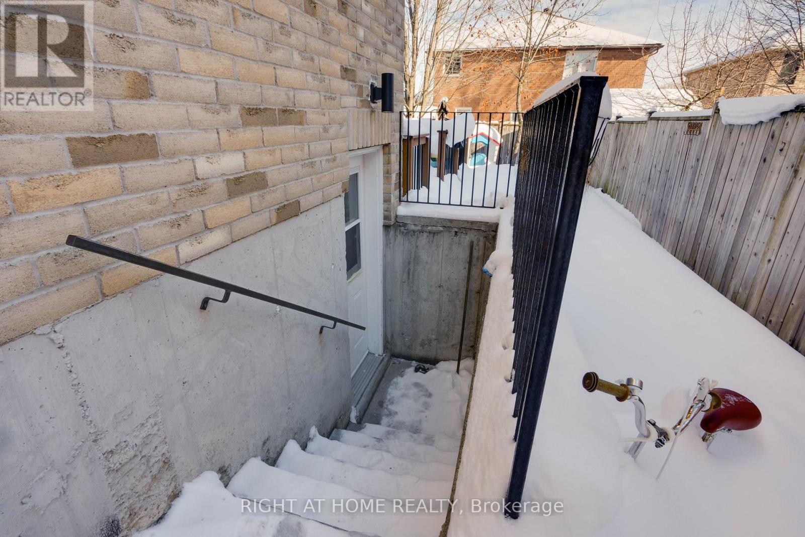 262 Livingstone Street E, Barrie, Ontario  L4M 6N6 - Photo 37 - S12077739
