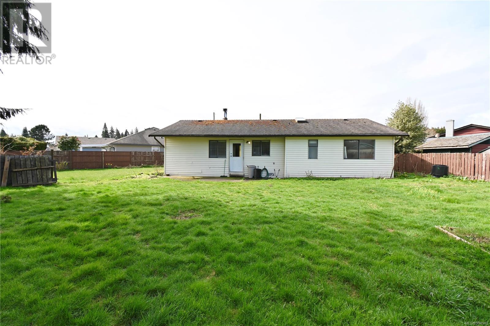 Property at 3015 Country Close image 2