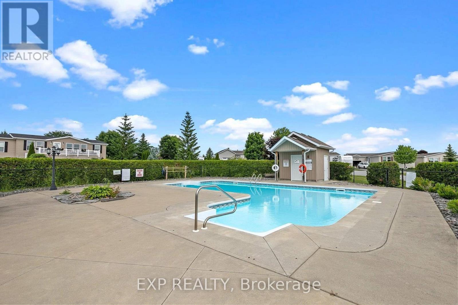 56 Creekside Circle, Kawartha Lakes (Verulam), Ontario  K0M 1L0 - Photo 40 - X12076264