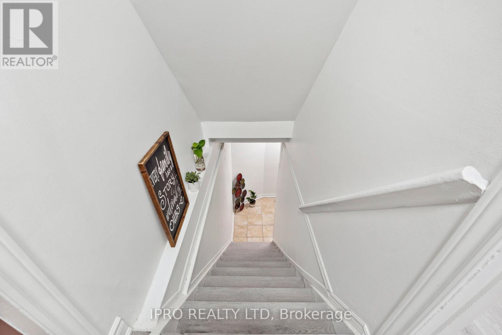 3420 Monica Drive, Mississauga, Ontario  L4T 3E7 - Photo 35 - W12077681