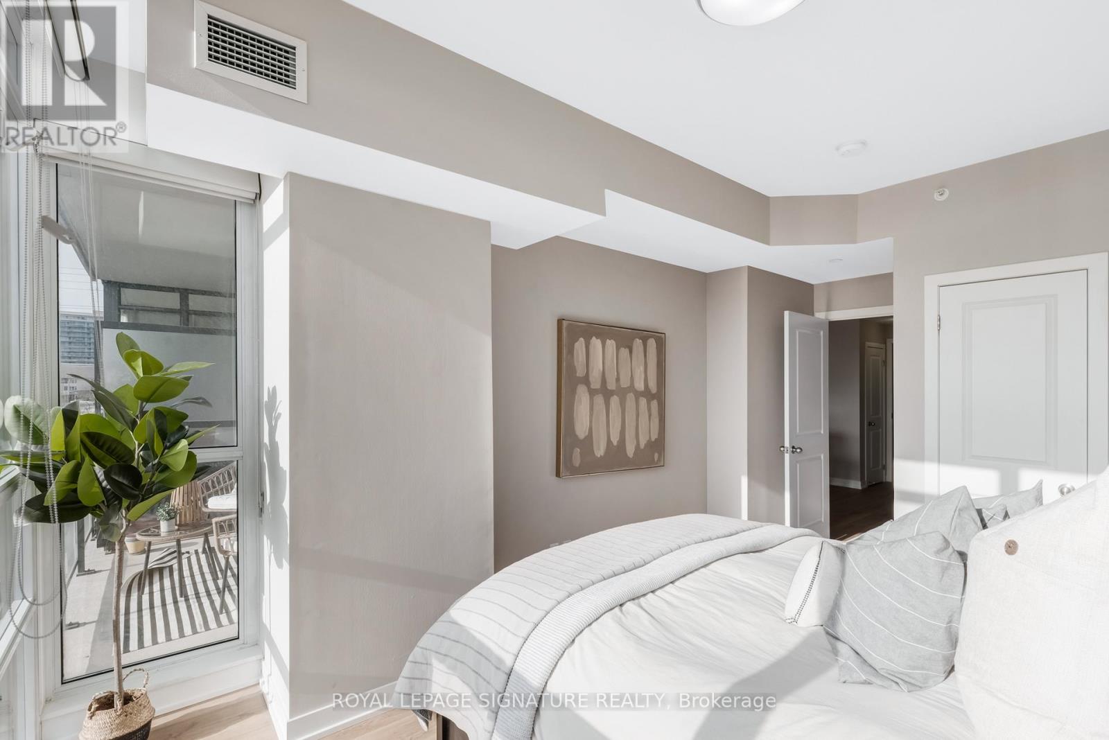 403 - 8 Fieldway Road, Toronto, Ontario  M8Z 0C3 - Photo 12 - W12077715