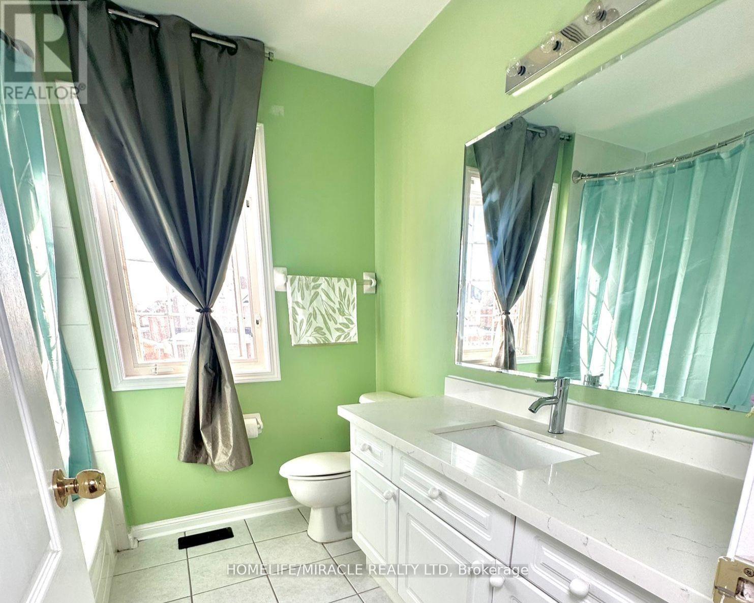 24 Zimmer Street, Brampton, Ontario  L6S 6L3 - Photo 17 - W12077726
