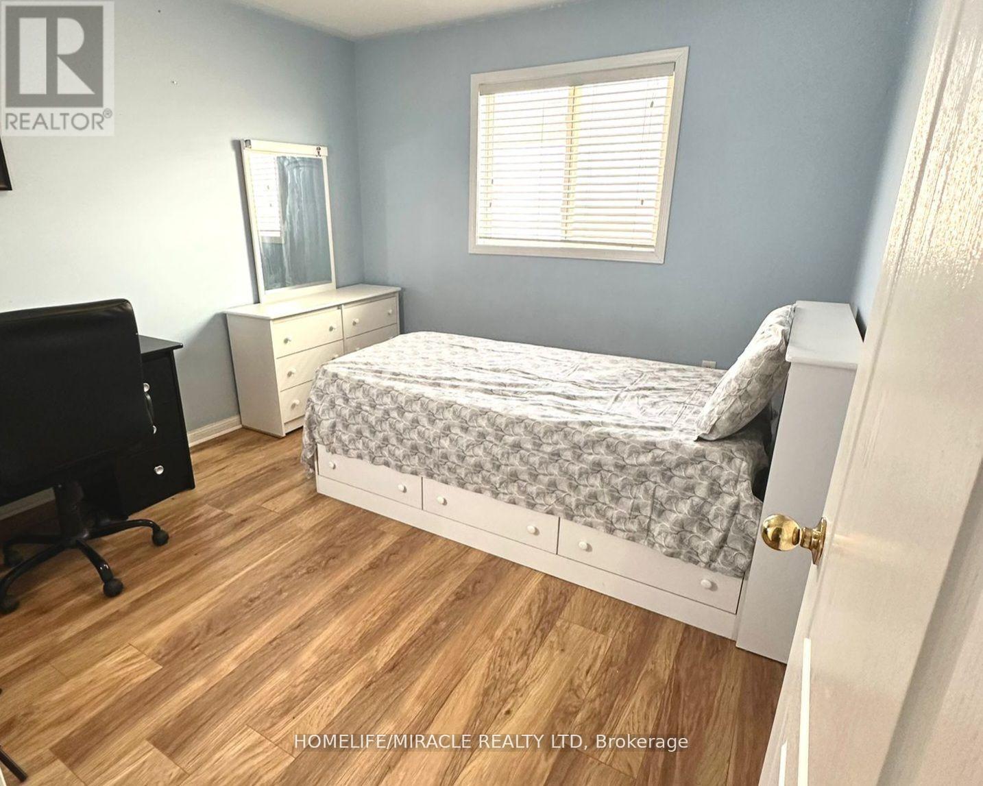 24 Zimmer Street, Brampton, Ontario  L6S 6L3 - Photo 20 - W12077726