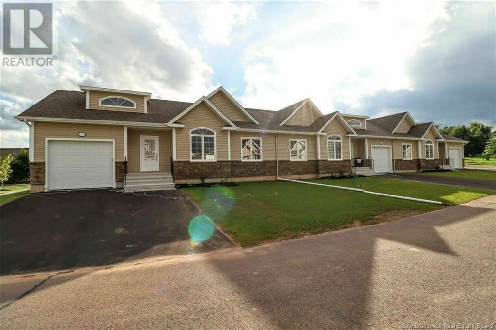 18 Sandy Lane, Moncton, New Brunswick  E1G 0P3 - Photo 1 - NB116144