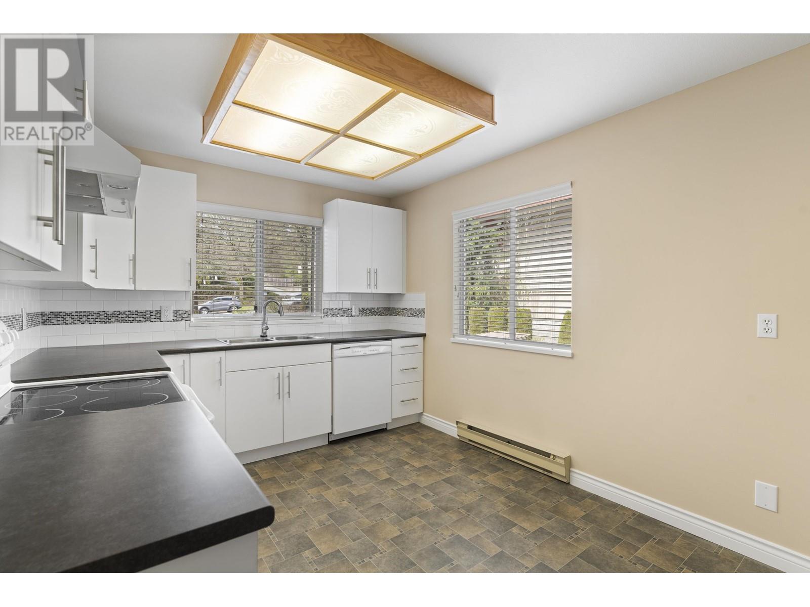 205 455 Bromley Street, Coquitlam, British Columbia  V3K 6N7 - Photo 14 - R2988631