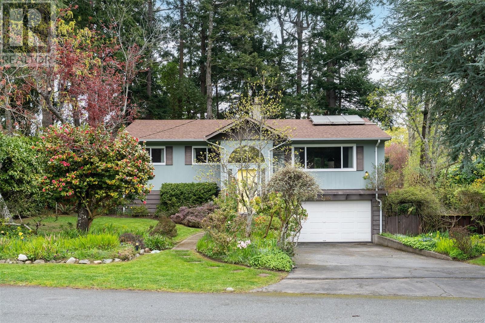 Property at 2440 Alpine Cres image 1