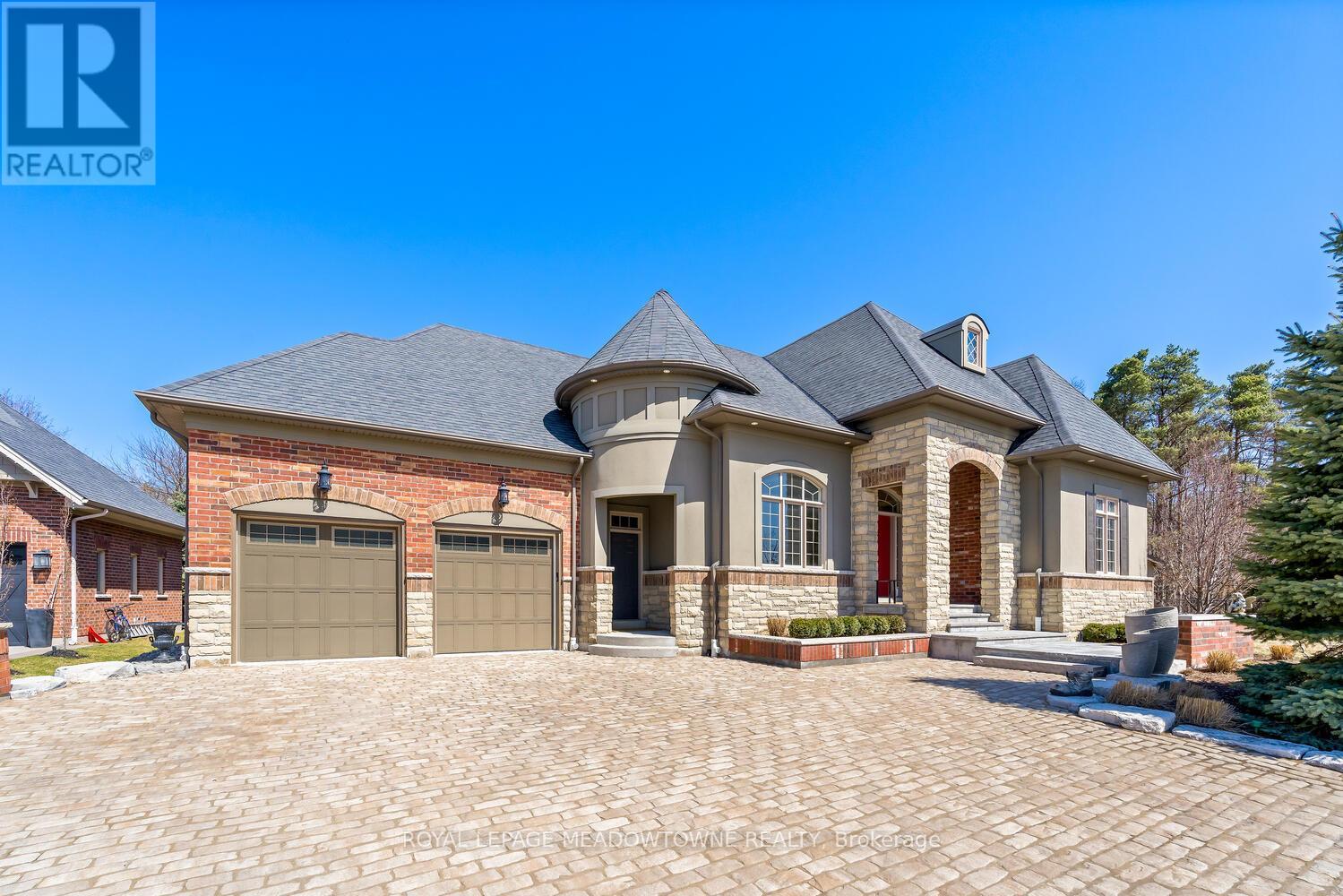 Property at 32 AINLEY TRAIL image 2