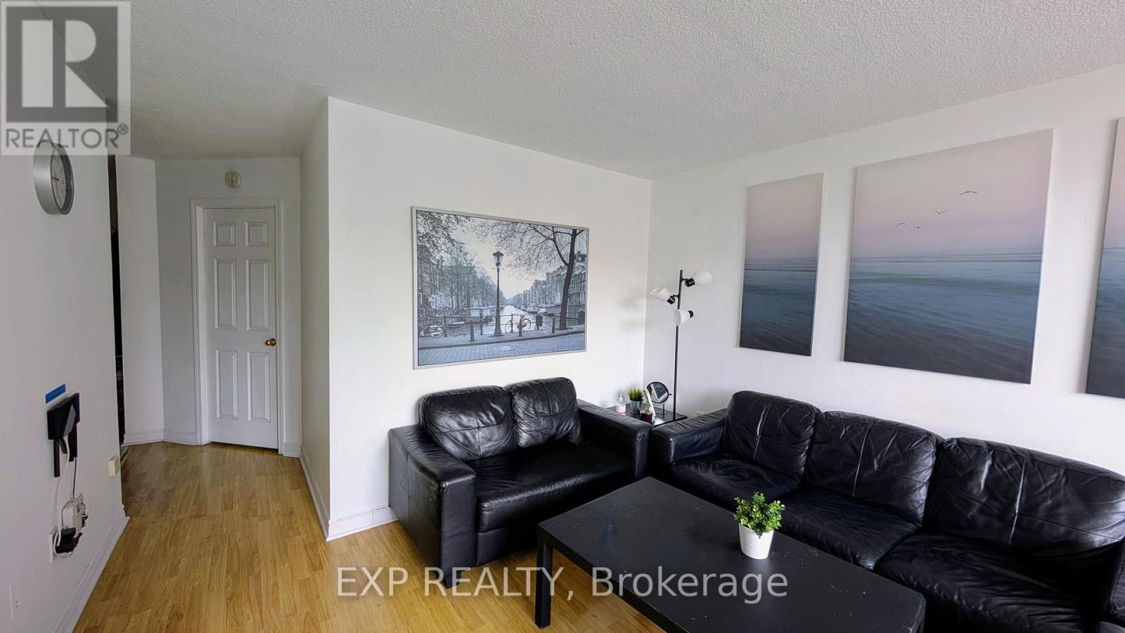 1813 - 320 Dixon Road, Toronto, Ontario  M9R 1S8 - Photo 6 - W12077768