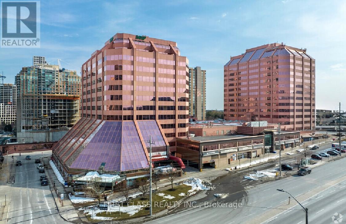 1501 - 90 Burnhamthorpe Road W, Mississauga, Ontario  L5B 3C3 - Photo 1 - W12077808