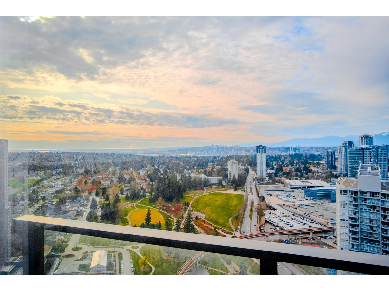 4102 9887 Whalley Boulevard, Surrey, British Columbia  V3T 0P4 - Photo 18 - R2987191