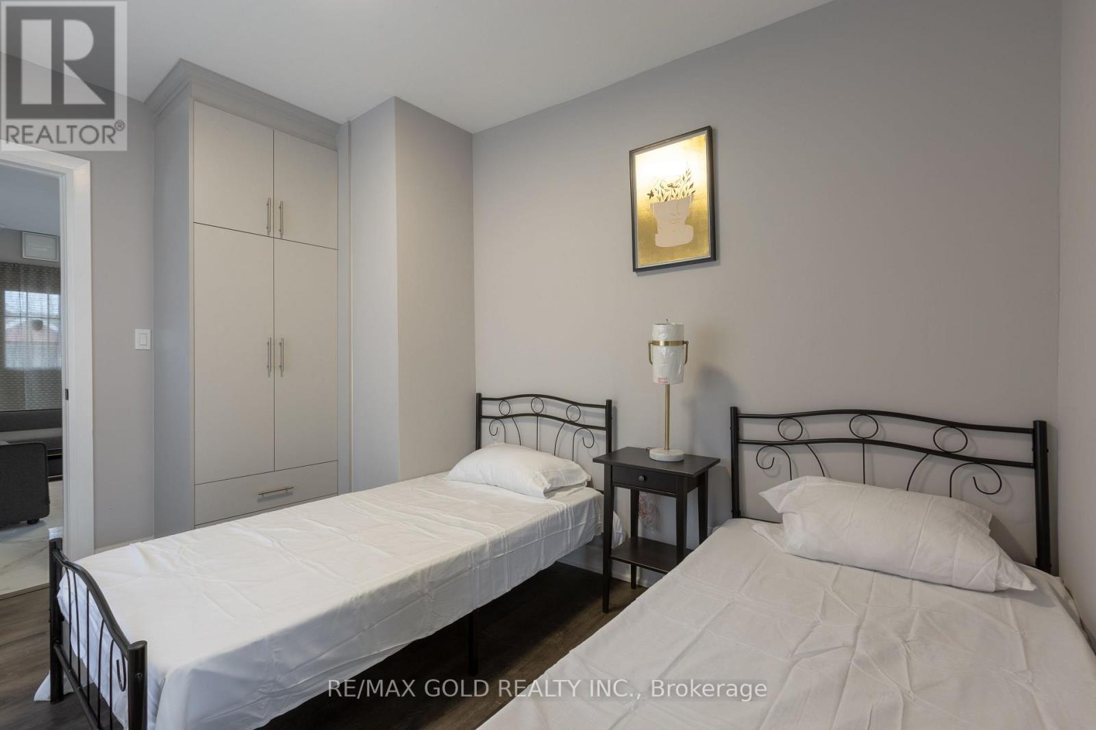 1343 Lillian Avenue N, Windsor, Ontario  N8X 4A4 - Photo 18 - X12077806