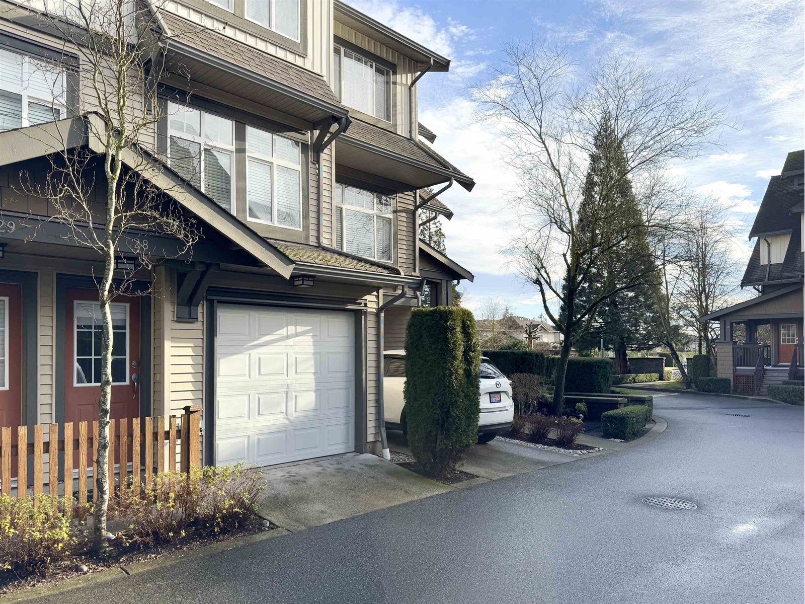 28 16233 83 Avenue, Surrey, British Columbia  V4N 0Z3 - Photo 1 - R2988833