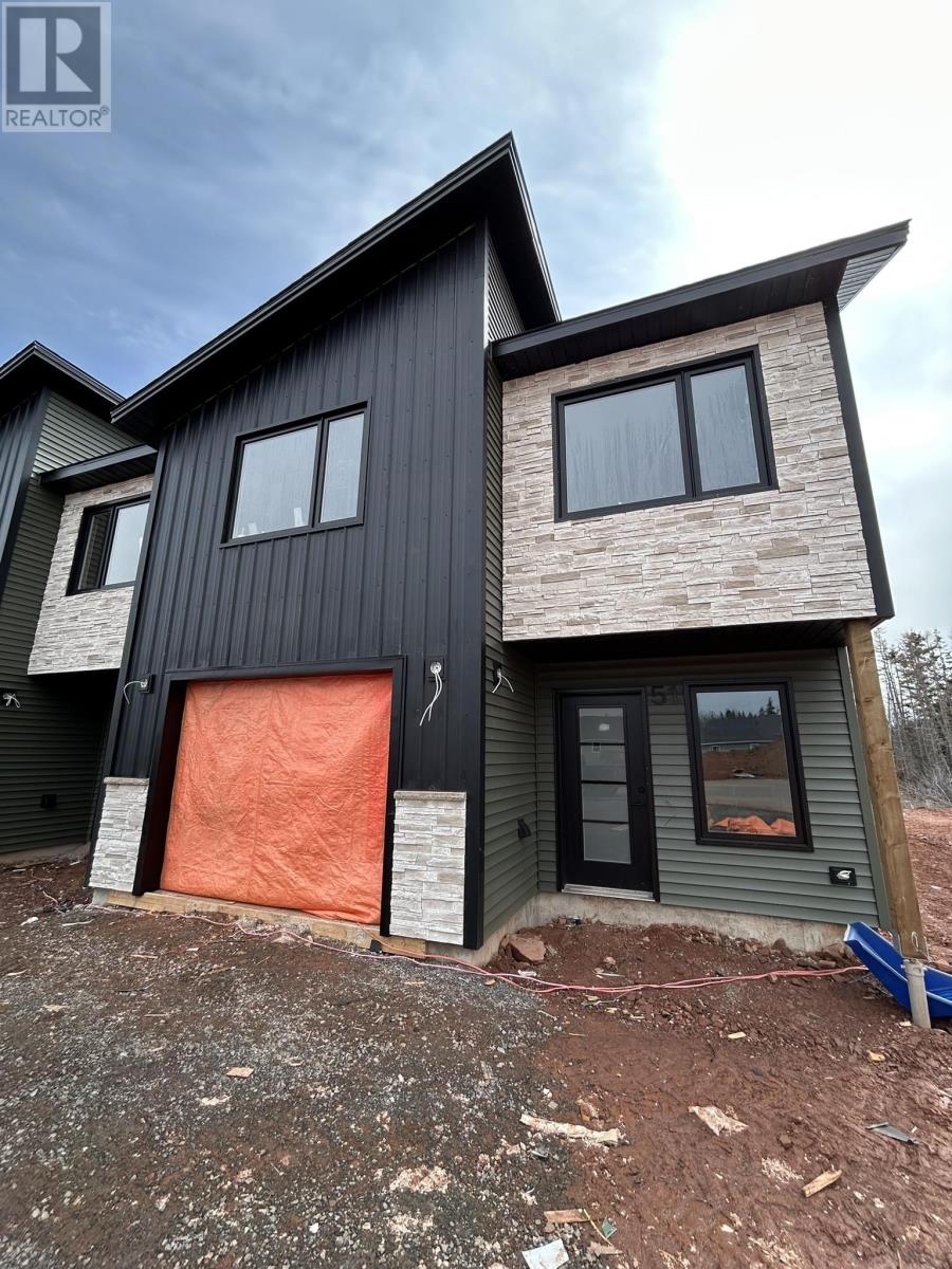 Property at 51 Airfield Court image 3
