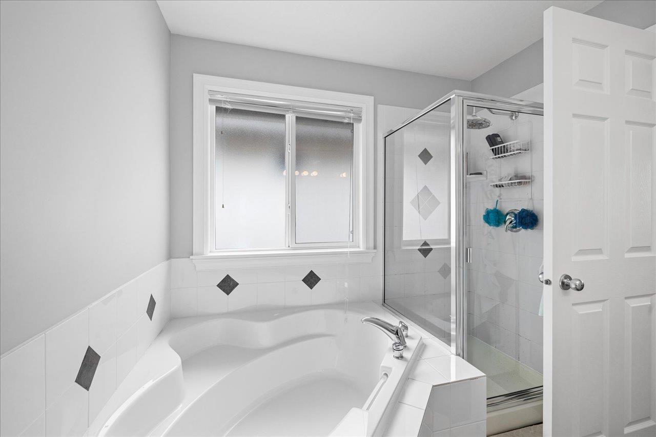 19422 66a Avenue, Surrey, British Columbia  V4N 0C3 - Photo 23 - R2989354