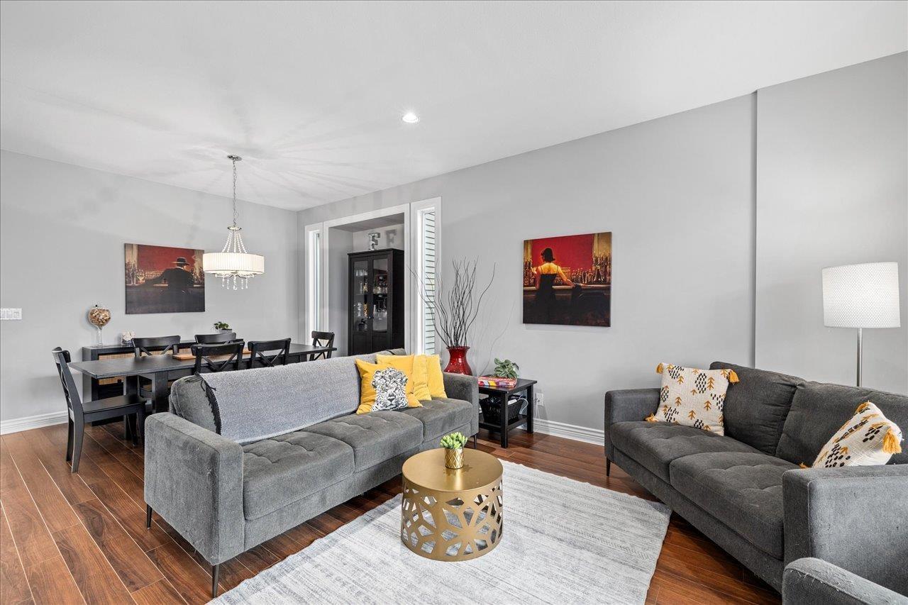 Property at 19422 66A AVENUE image 4