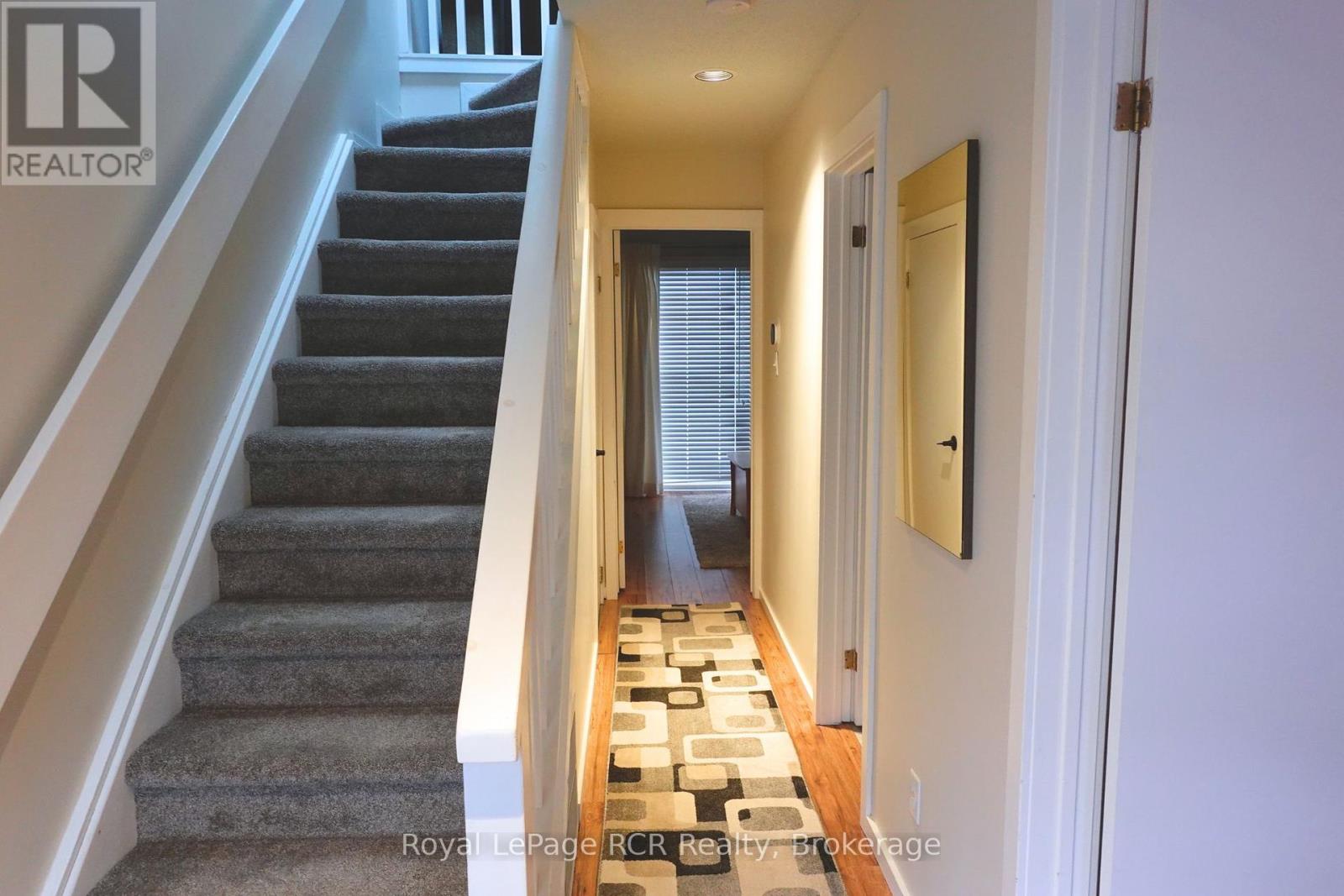 71 - 149 Fairway Crescent, Collingwood, Ontario  L9Y 5B4 - Photo 3 - S12077877