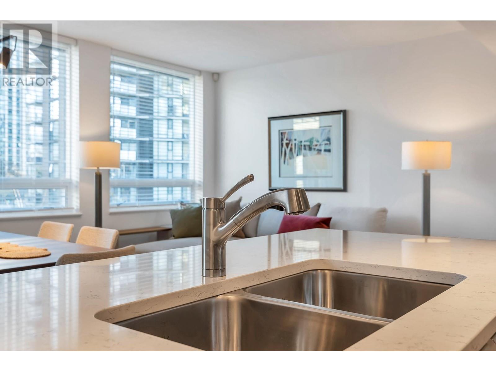 606 638 Beach Crescent, Vancouver, British Columbia  V6Z 3H4 - Photo 15 - R2989357