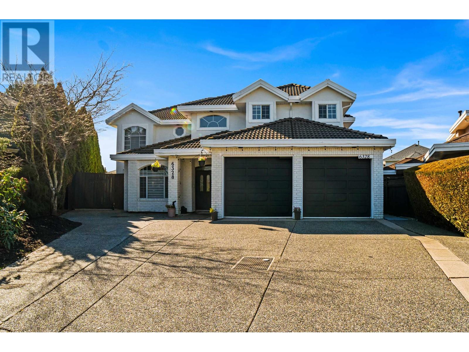 Property at 6328 49 AVENUE image 1