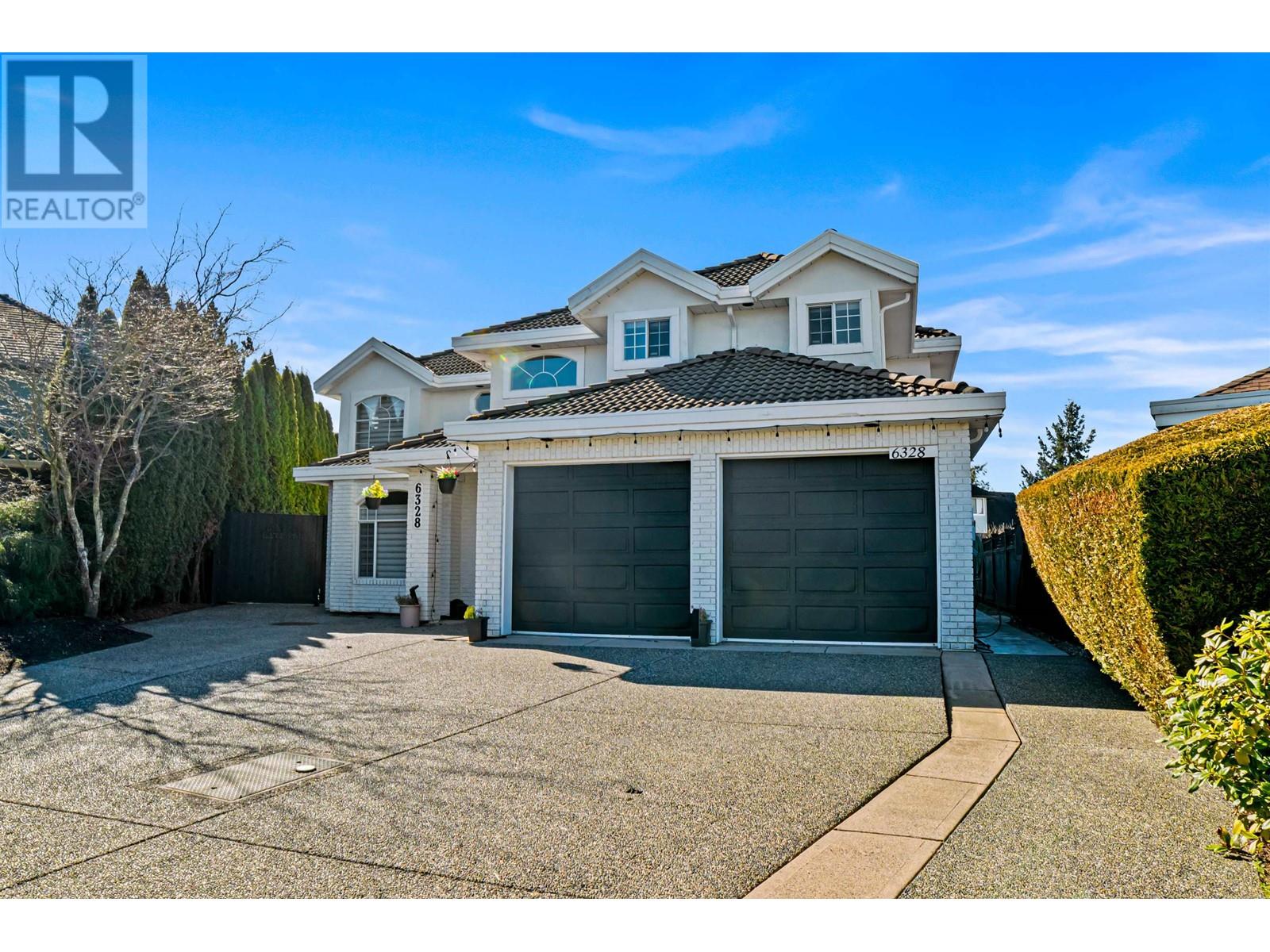 Property at 6328 49 AVENUE image 2