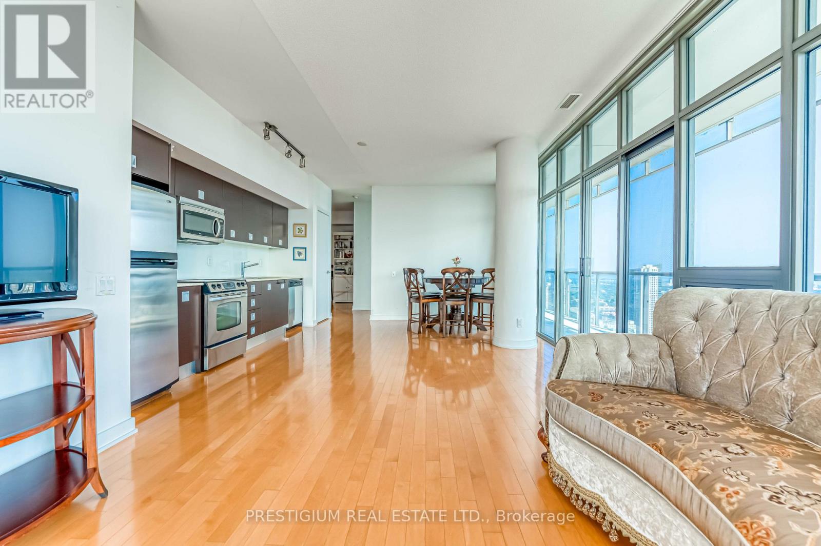 3704 - 33 Charles Street E, Toronto, Ontario  M4Y 0A2 - Photo 12 - C12077876