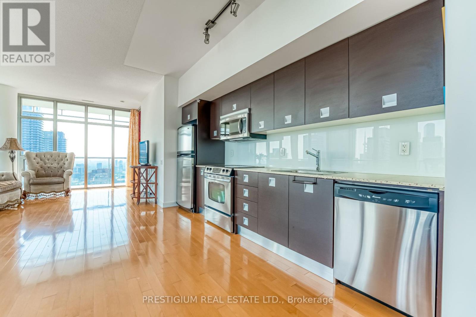 3704 - 33 Charles Street E, Toronto, Ontario  M4Y 0A2 - Photo 13 - C12077876