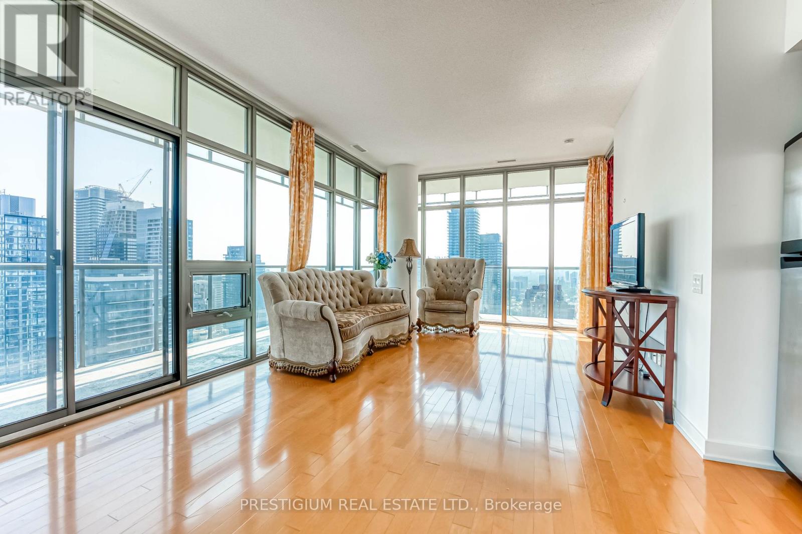 3704 - 33 Charles Street E, Toronto, Ontario  M4Y 0A2 - Photo 15 - C12077876