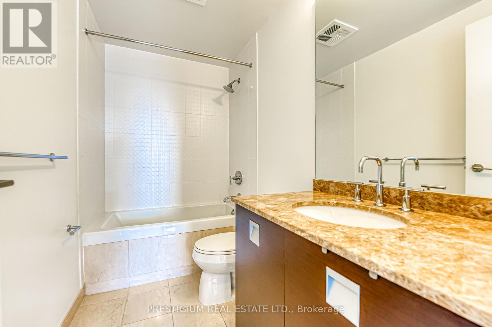 3704 - 33 Charles Street E, Toronto, Ontario  M4Y 0A2 - Photo 20 - C12077876