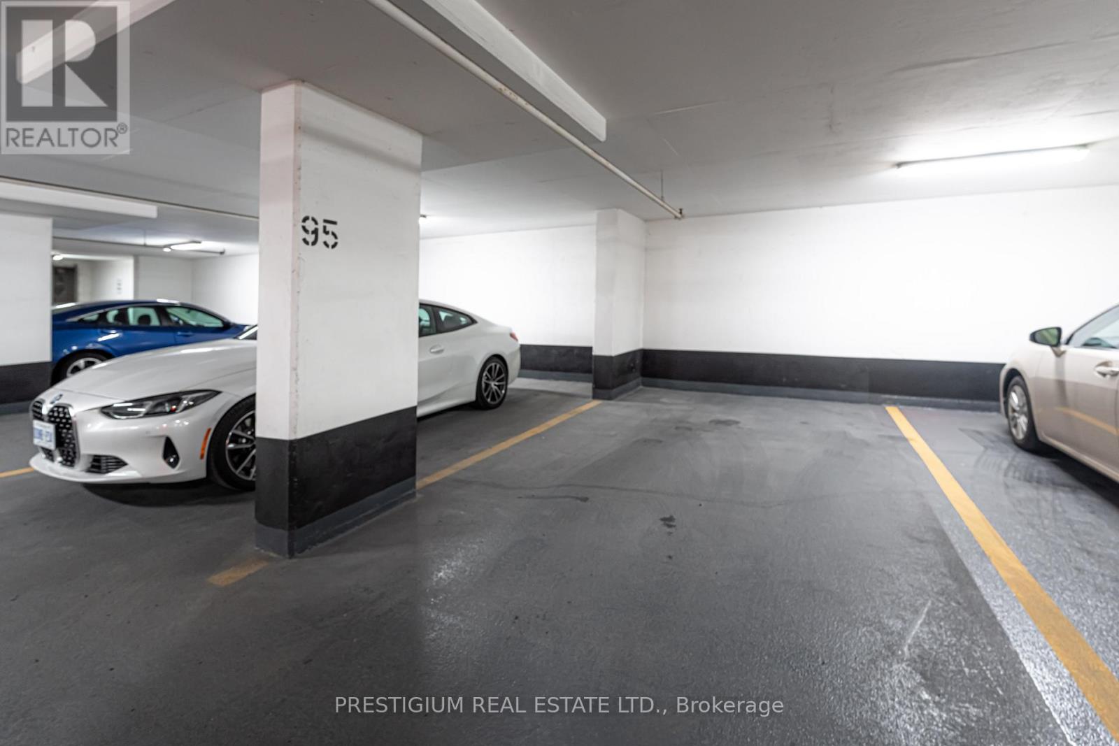 3704 - 33 Charles Street E, Toronto, Ontario  M4Y 0A2 - Photo 38 - C12077876