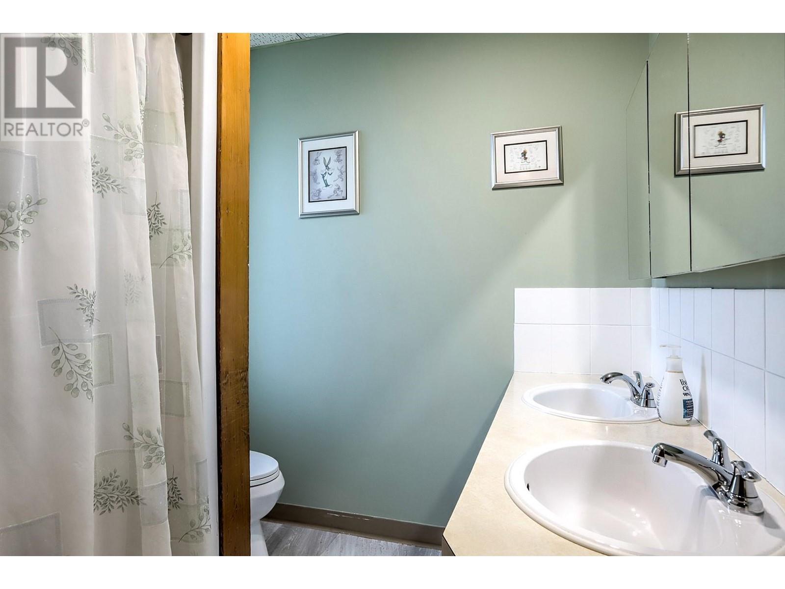Property at 871 BX Road image 2