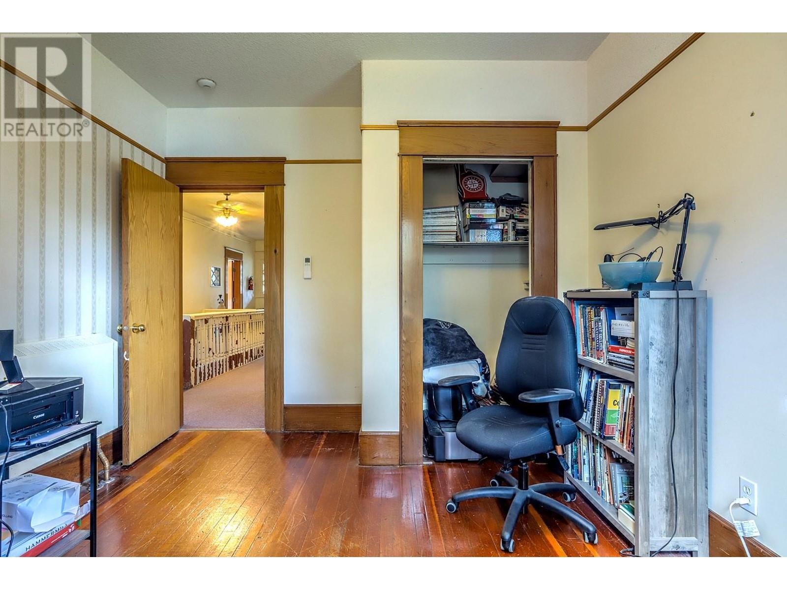Property at 871 BX Road image 4