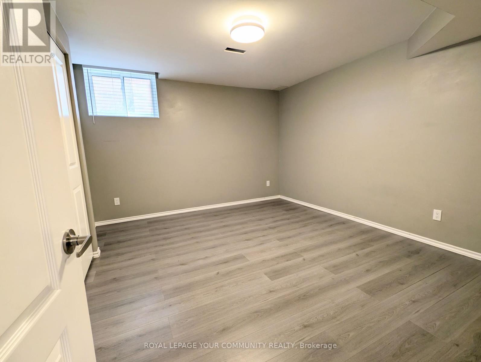88 Bramsey Street, Georgina, Ontario  L0E 1R0 - Photo 11 - N12077860