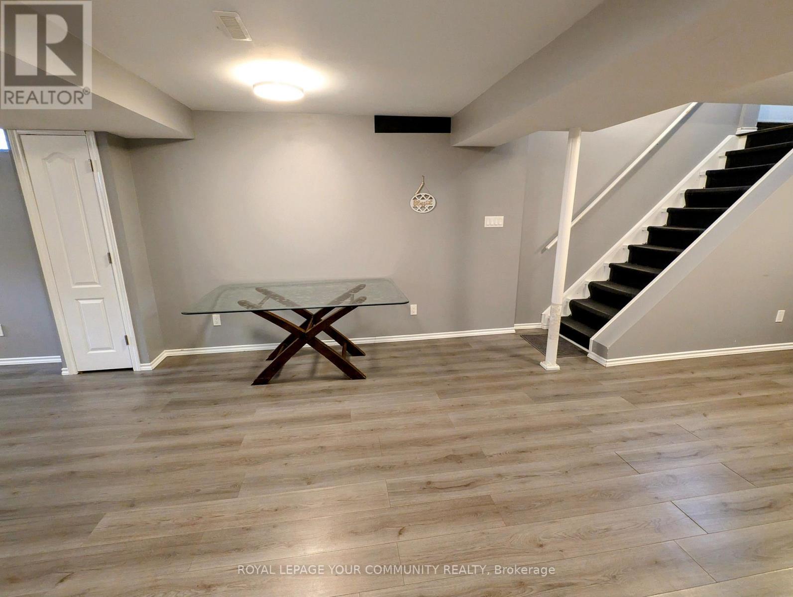 88 Bramsey Street, Georgina, Ontario  L0E 1R0 - Photo 7 - N12077860