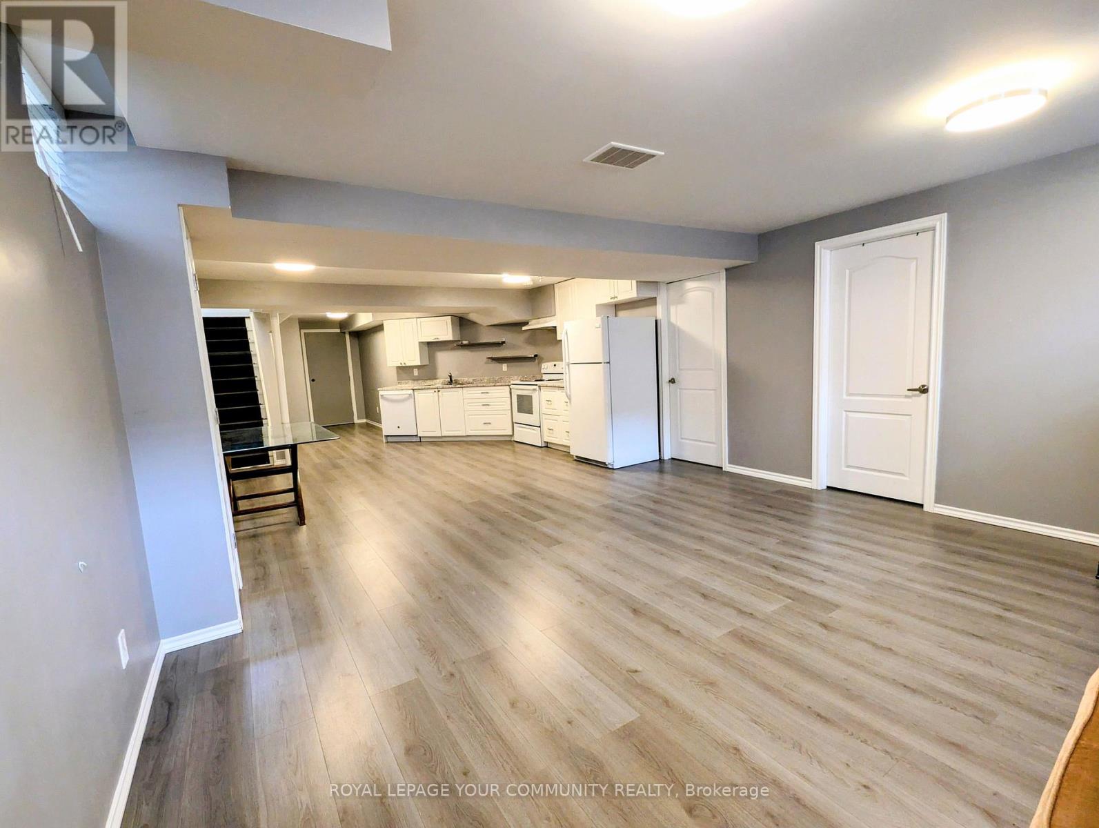 88 Bramsey Street, Georgina, Ontario  L0E 1R0 - Photo 8 - N12077860