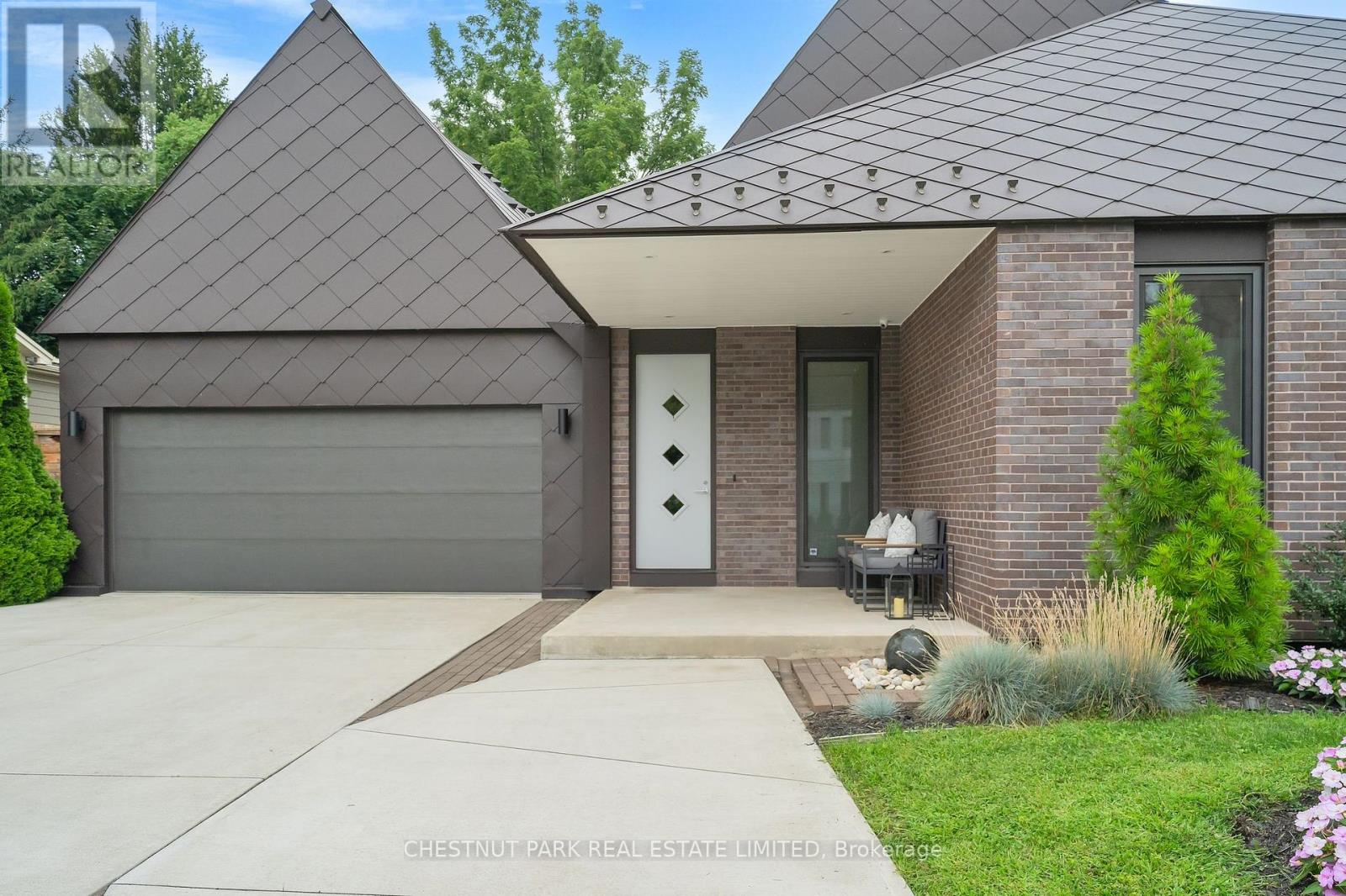 Property at 1427 BIRCH AVENUE image 2