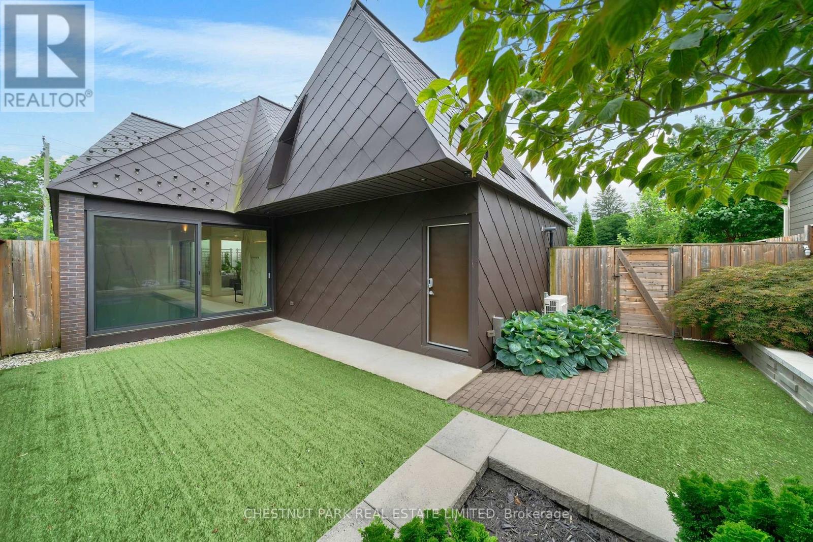 1427 Birch Avenue, Burlington (Brant), Ontario  L7S 1J4 - Photo 42 - W12077866