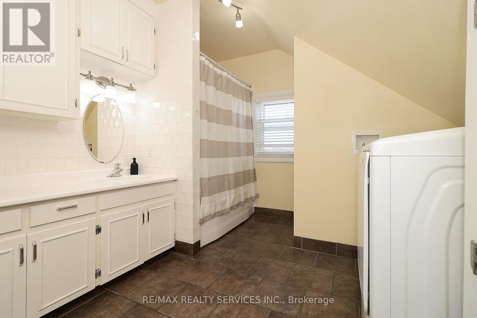 240 Freelton Road, Hamilton (Freelton), Ontario  L8B 0Z5 - Photo 13 - X12077831
