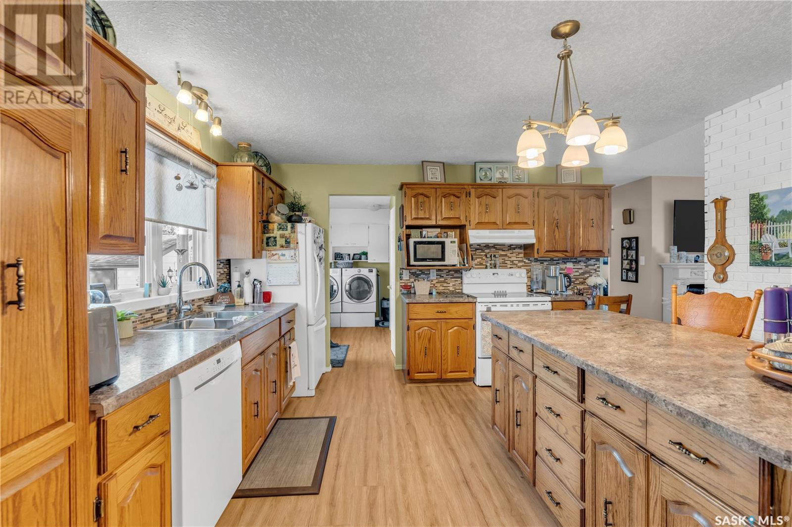 214 Edwards Street, Strasbourg, Saskatchewan  S0G 4V0 - Photo 20 - SK002470