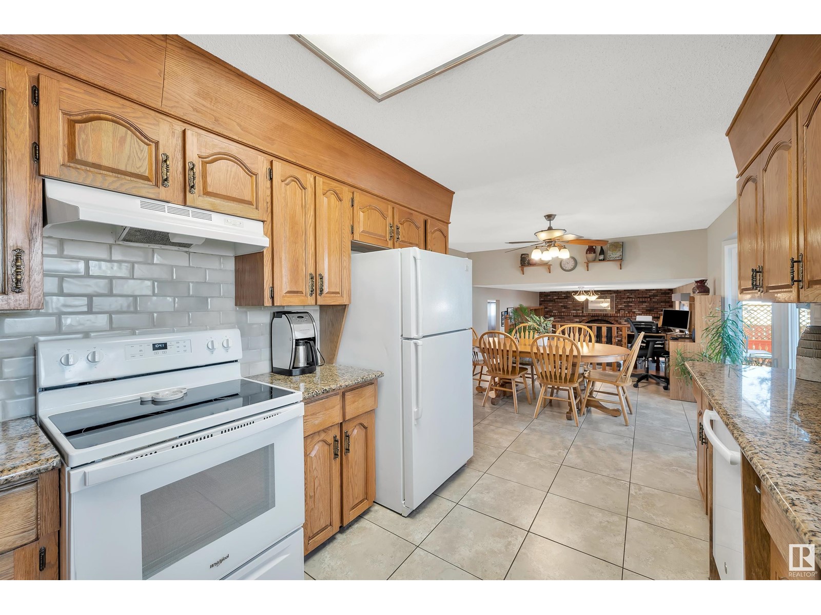 Property at 1065 56 ST NW image 4
