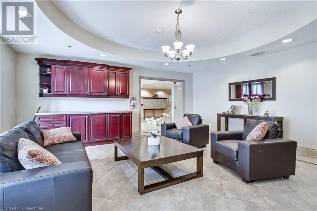 Property at 47 CAROLINE Street N Unit# 401 image 5