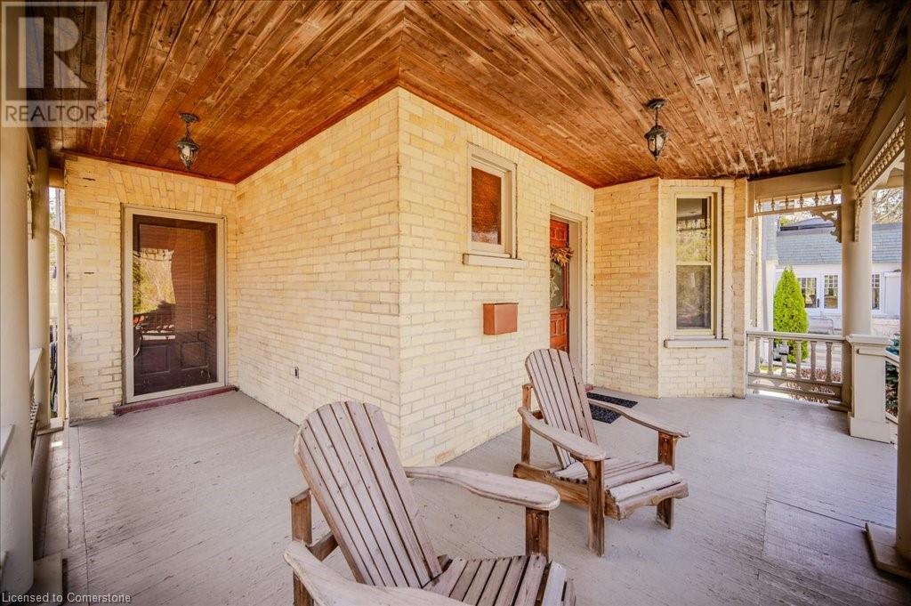 Property at 33 ROLAND Street image 5