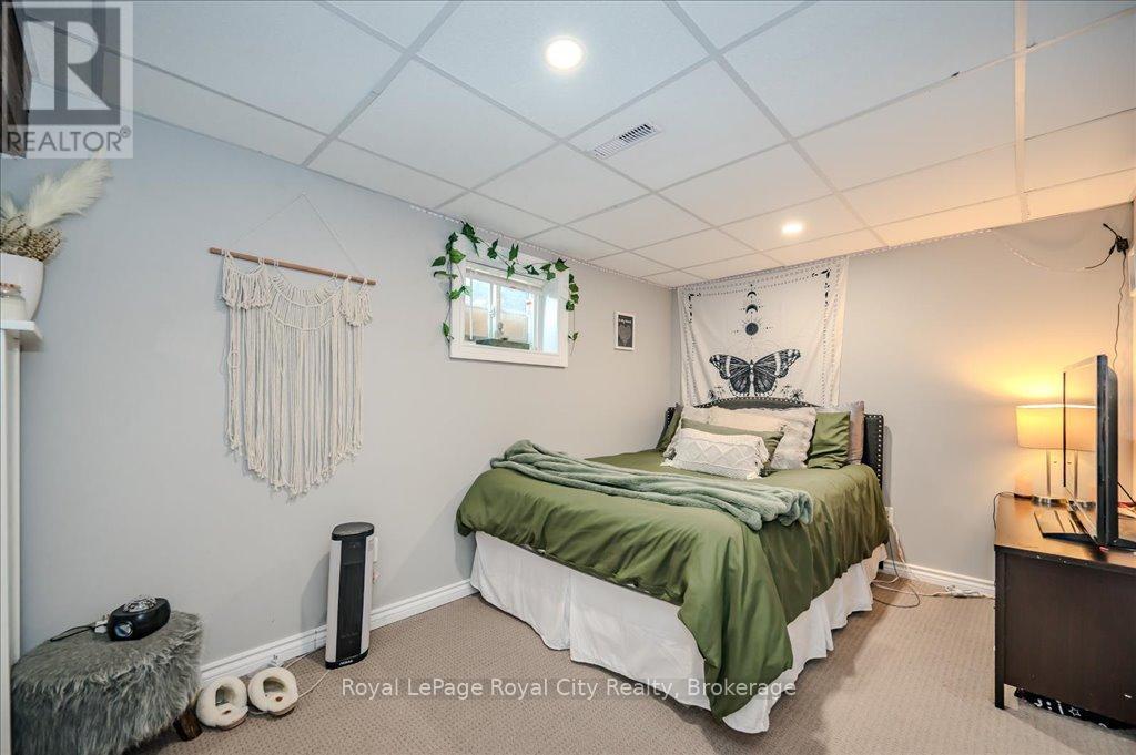 245 Parkside Drive E, Centre Wellington, Ontario  N1M 3E7 - Photo 20 - X12077955