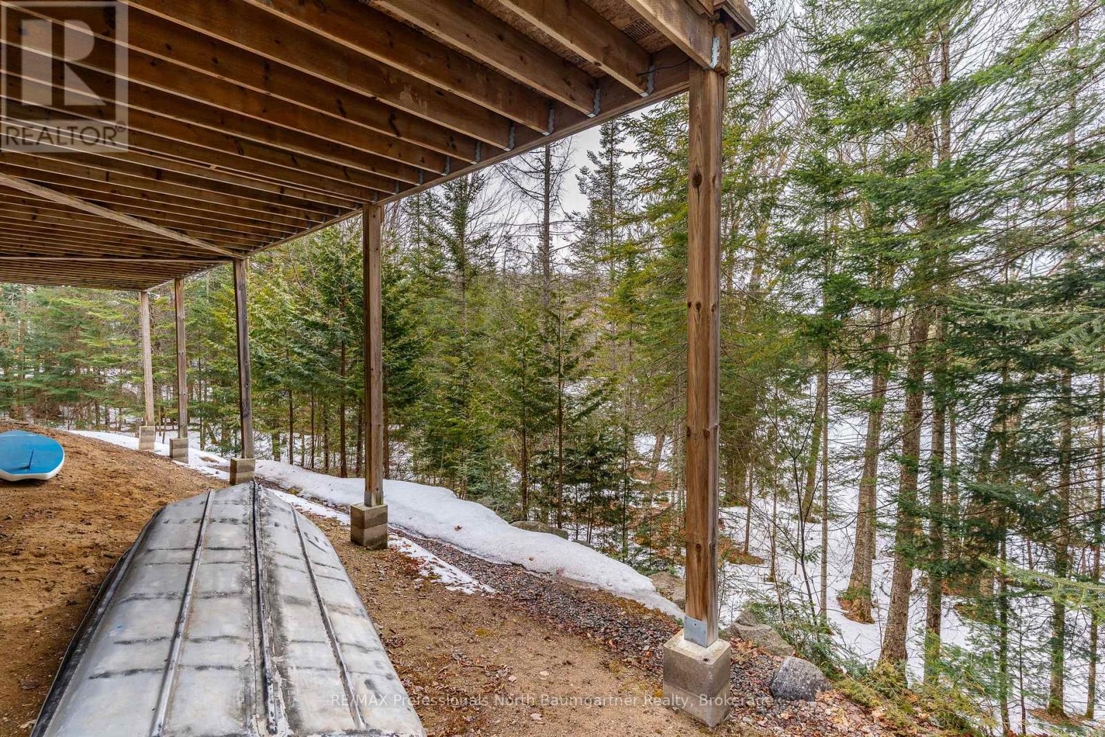 1027 Tadmore Trail, Dysart Et Al, Ontario  K0M 1S0 - Photo 37 - X12077965