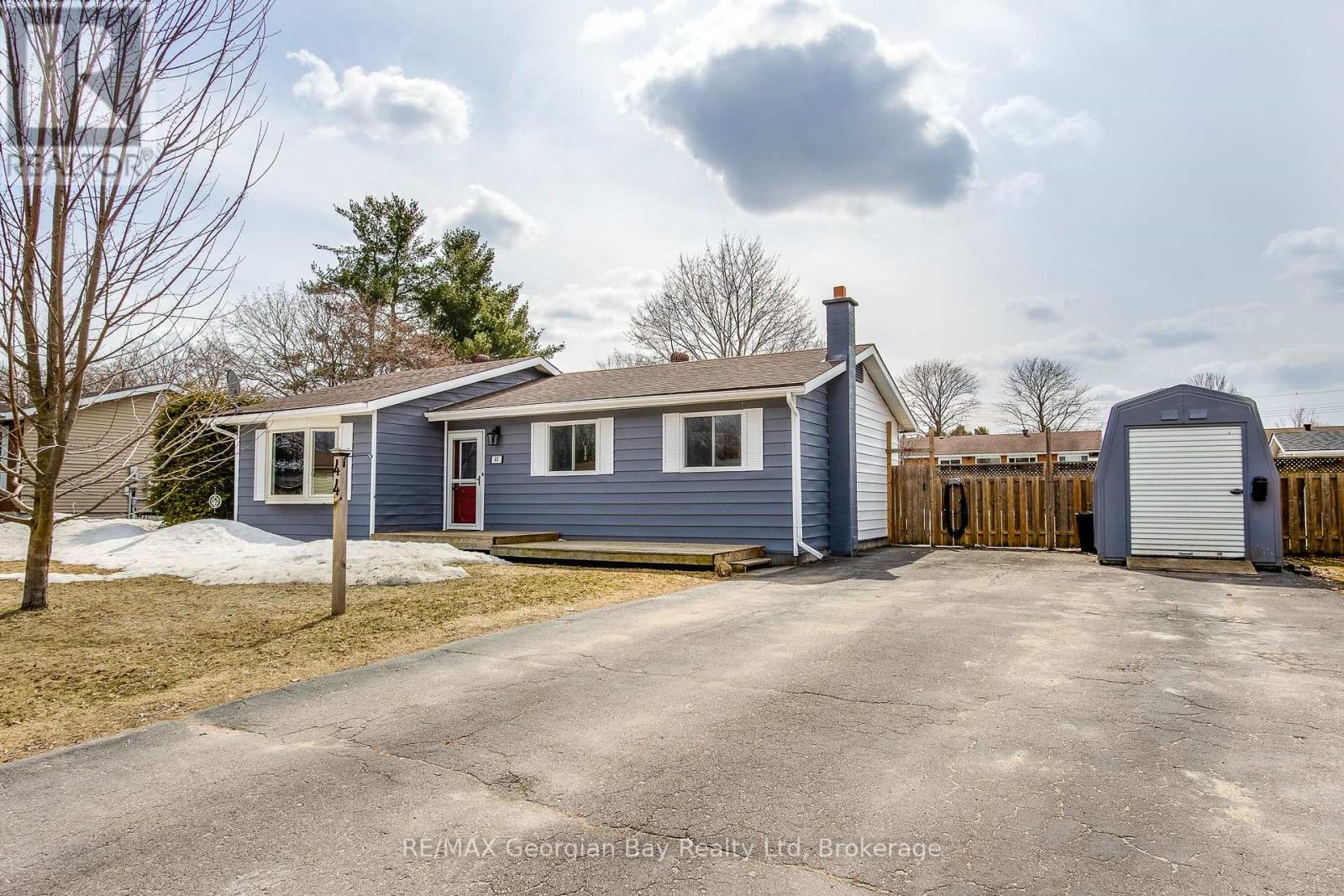 Property at 44 HILL TOP DRIVE image 2